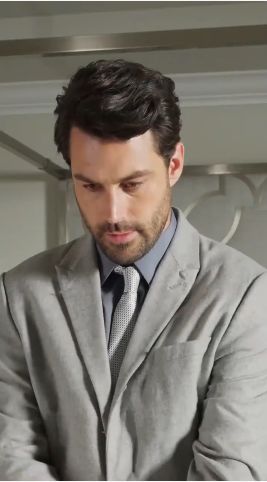 她藏起孕肚離職，禁欲上司急瘋了(全集)